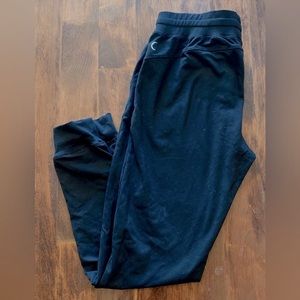 Zyia unwind black joggers size small